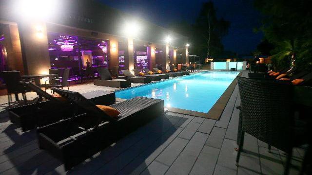 Player'S Pool&Rooms วอนยาร์ควาเชกี ภายนอก รูปภาพ